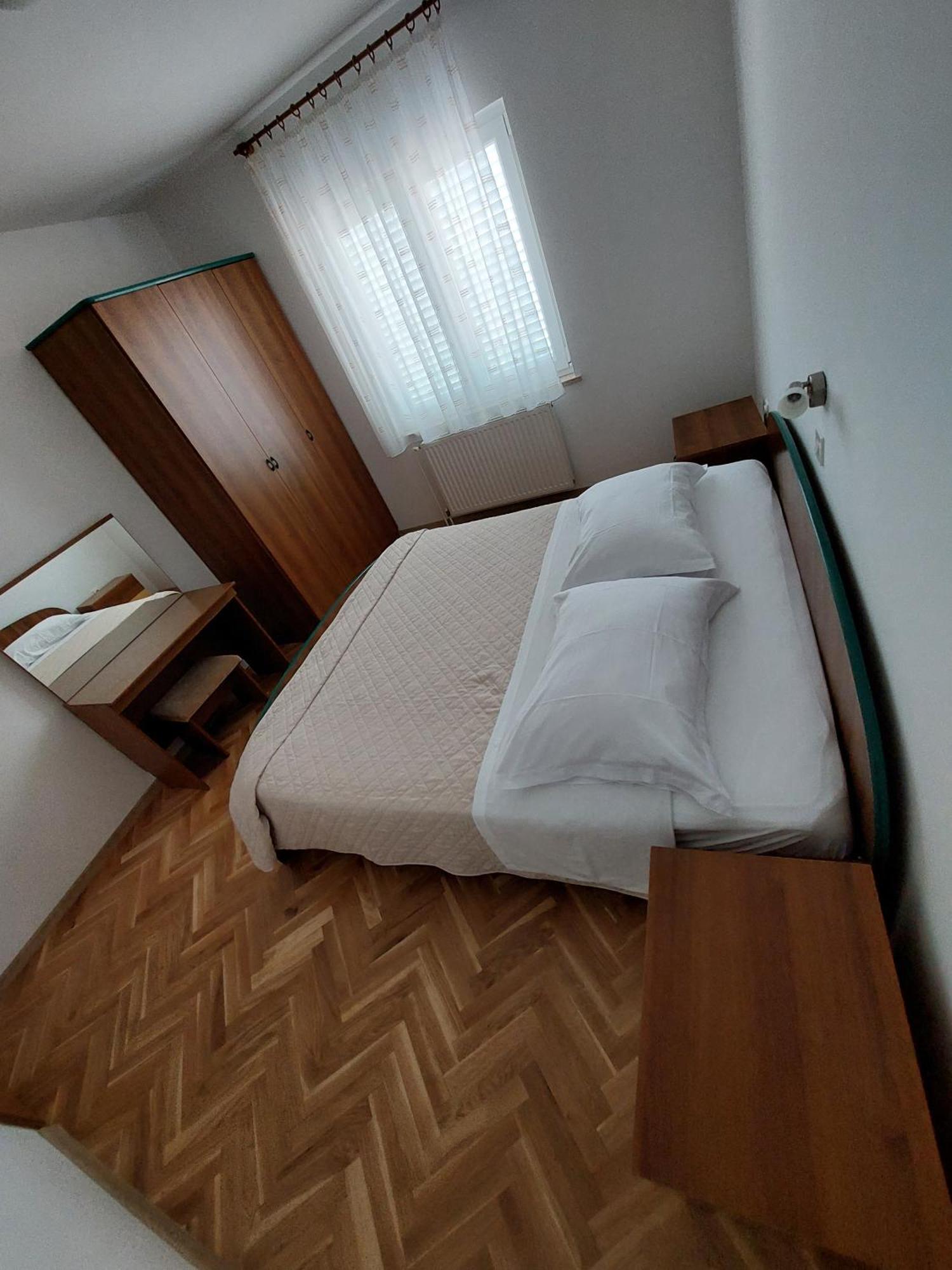 Apartments Mlacovic Ραμπ Εξωτερικό φωτογραφία